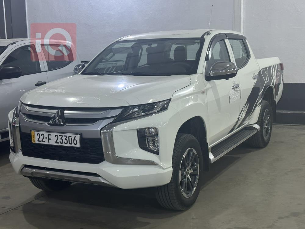 میتسوبیشی L200